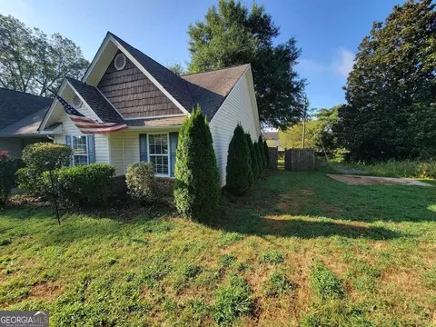 Exterior - 2531 Fairview Rd, Covington, GA 30016 photo 5 of 8