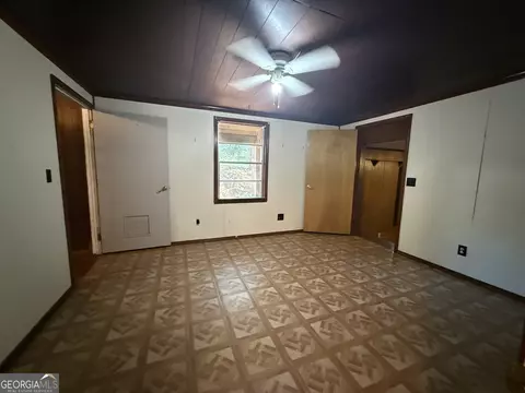 Bedroom - 41 Estes Rd, Lagrange, GA 30240 photo 2 of 6