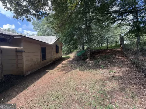 Exterior - 41 Estes Rd, Lagrange, GA 30240 photo 13 of 15