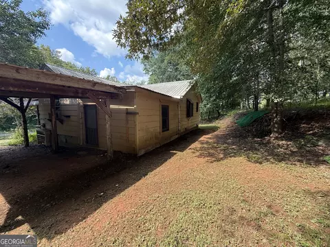 Exterior - 41 Estes Rd, Lagrange, GA 30240 photo 14 of 15