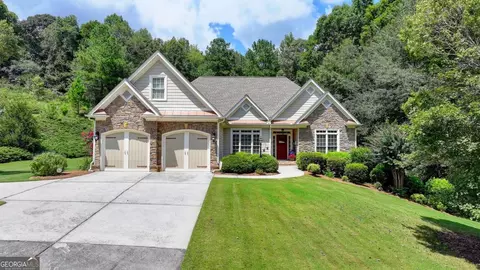 607 Richmond Pl, Loganville, GA 30052