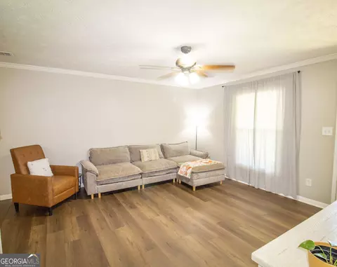 Living - 3646 Dallas Mill Rd, Lagrange, GA 30241 photo 1 of 2