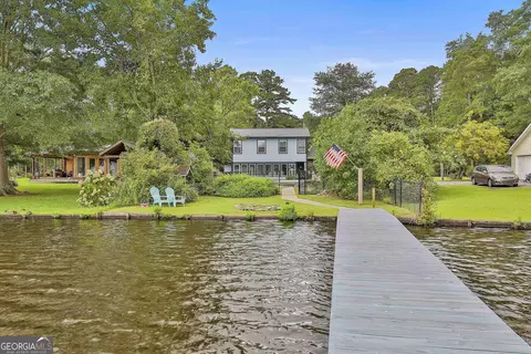 771 Ragsdale Rd, Sharpsburg, GA 30277