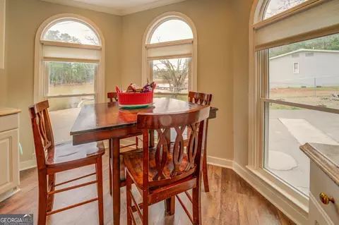 Dining - 160 C Hamm Rd #C, Jackson, GA 30233 photo 1 of 2