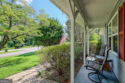Exterior - 101 Long St, Demorest, GA 30535 photo 3 of 22