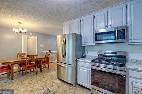 Kitchen - 101 Long St, Demorest, GA 30535 photo 3 of 4