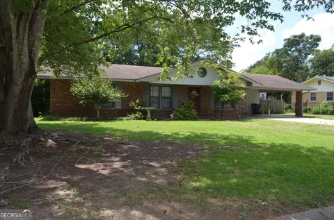 107 Galahad Dr, Warner Robins, GA 31093