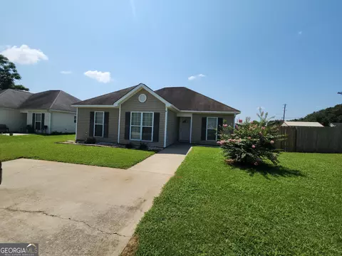 100 Stanton Cir, Warner Robins, GA 31093