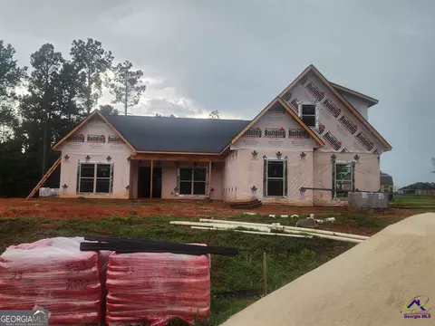 319 Sterling Dr, Byron, GA 31008