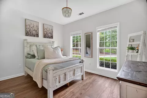 Bedroom - 2409 Upper Big Springs Rd, Lagrange, GA 30241 photo 4 of 7