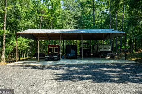 Exterior - 2409 Upper Big Springs Rd, Lagrange, GA 30241 photo 6 of 27