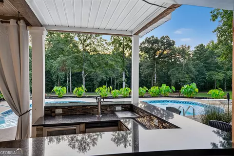 Exterior - 2409 Upper Big Springs Rd, Lagrange, GA 30241 photo 11 of 27