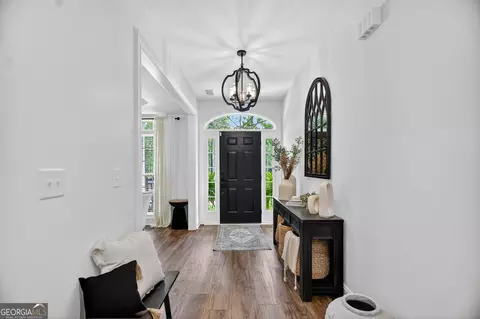 Entry Way - 2409 Upper Big Springs Rd, Lagrange, GA 30241 photo 2 of 6