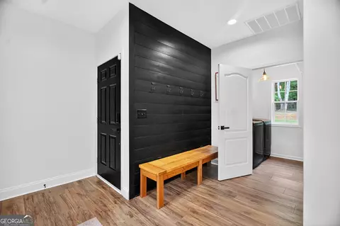 Entry Way - 2409 Upper Big Springs Rd, Lagrange, GA 30241 photo 1 of 6
