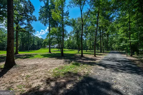 Exterior - 2409 Upper Big Springs Rd, Lagrange, GA 30241 photo 20 of 27