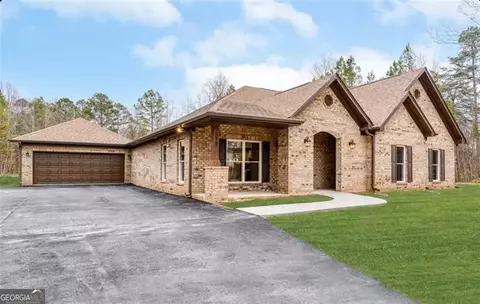 111 Stewart Ave NE, Milledgeville, GA 31061