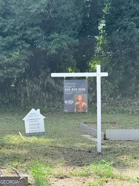 977 Smith St SW, Atlanta, GA 30310