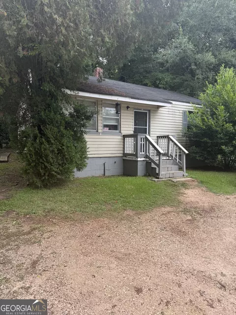 600 S Harlem Cir, Lagrange, GA 30241