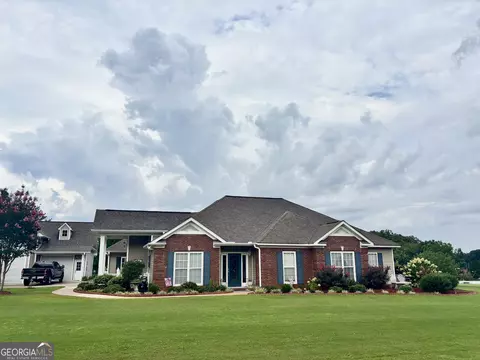 1429 Fairway Dr, Roanoke, AL 36274