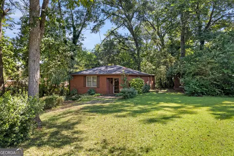 15 Casey St, Newnan, GA 30263