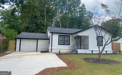 700 Appleton Dr SE, Marietta, GA 30008