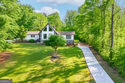 3222 Bay View Dr, Jonesboro, GA 30236