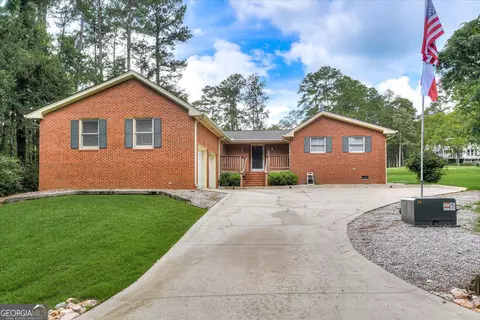 256 Brassie Dr, Mccormick, SC 29835