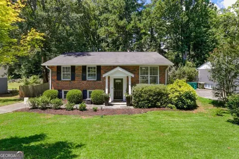 2640 Spring Dr SE, Smyrna, GA 30080