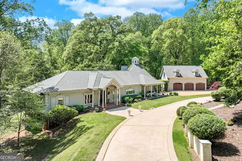 2436 Hawthorne Ln, Gainesville, GA 30506