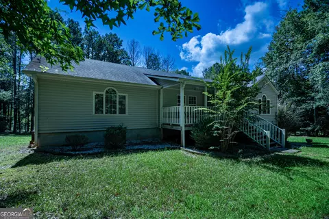 Exterior - 114 Caney Creek Ct, Lagrange, GA 30240 photo 2 of 8
