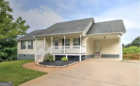 47 Head Ln, Cleveland, GA 30528