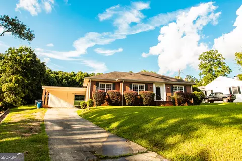 2749 Northwoods Dr S, Macon, GA 31204