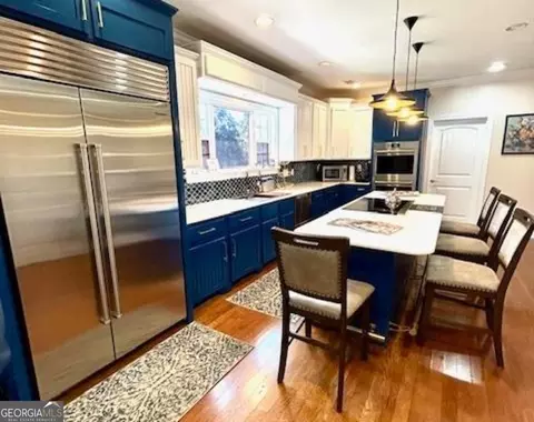 Kitchen - 446 Willow Point Dr, Dublin, GA 31021 photo 4 of 9