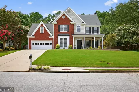 3737 Nina Ct, Loganville, GA 30052