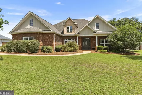 114 Addington Dr, Kathleen, GA 31047