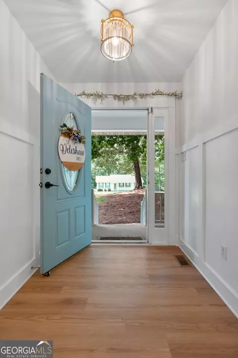 Entry Way - 192 Quail Trl, Jackson, GA 30233 photo 3 of 3