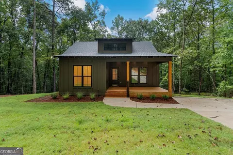 424 Oak Dr, Pine Mountain, GA 31822