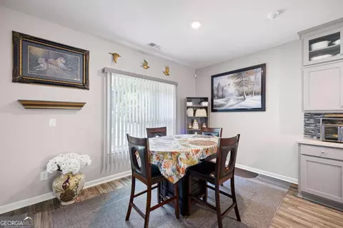 Dining - 406 Splash Pointe, Temple, GA 30179 photo 3 of 3