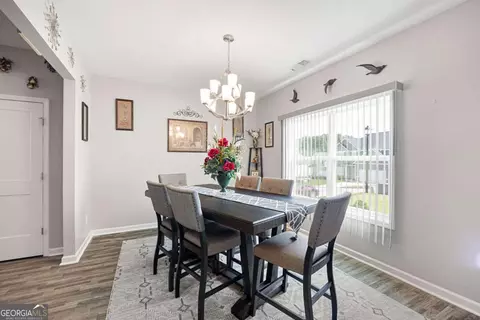 Dining - 406 Splash Pointe, Temple, GA 30179 photo 1 of 3