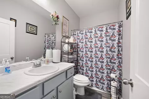 Bath - 406 Splash Pointe, Temple, GA 30179 photo 1 of 3