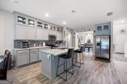 Kitchen - 406 Splash Pointe, Temple, GA 30179 photo 4 of 4