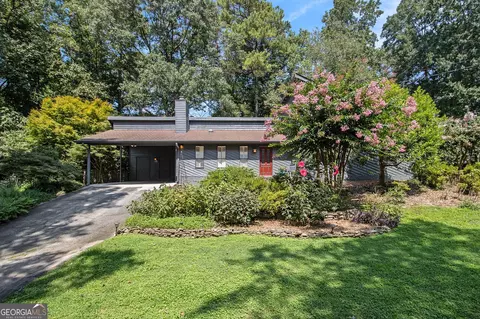 2690 Gleneagles Dr, Tucker, GA 30084
