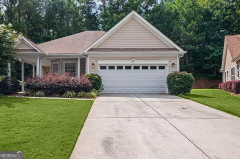 6 Scenic Hills Dr, Newnan, GA 30265