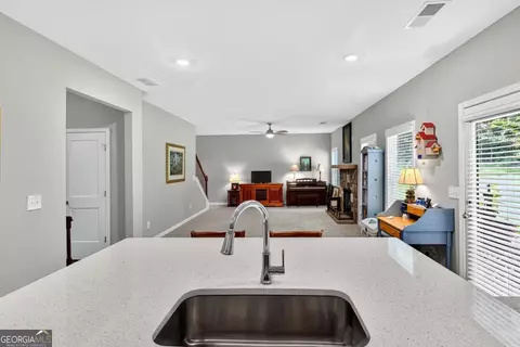 525 Clinton Dr, Temple, GA 30179 photo 11