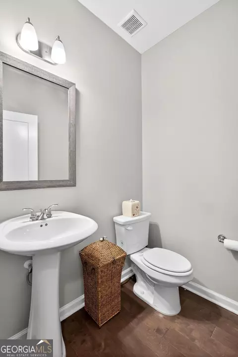 525 Clinton Dr, Temple, GA 30179 photo 5