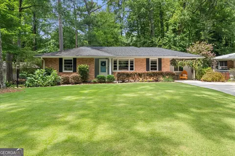 2914 Mt Olive Dr, Decatur, GA 30033