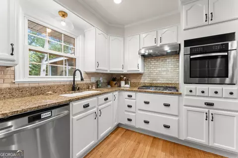660 Crestview Ter, Gainesville, GA 30501 photo 14