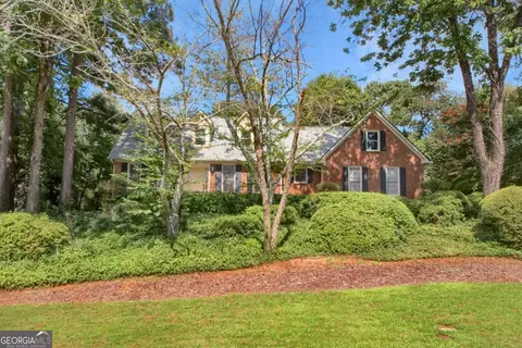 196 Comstock Ct, Lawrenceville, GA 30044