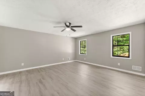 302 Beaver Creek Dr, Commerce, GA 30530 photo 17
