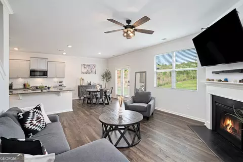7814 Messina Dr, Lithia Springs, GA 30122